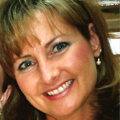 Lisa Stilwell Photo 20