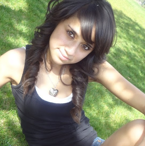 Janett Alvarado Photo 4