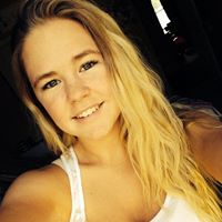 Ashley Hartman Photo 23