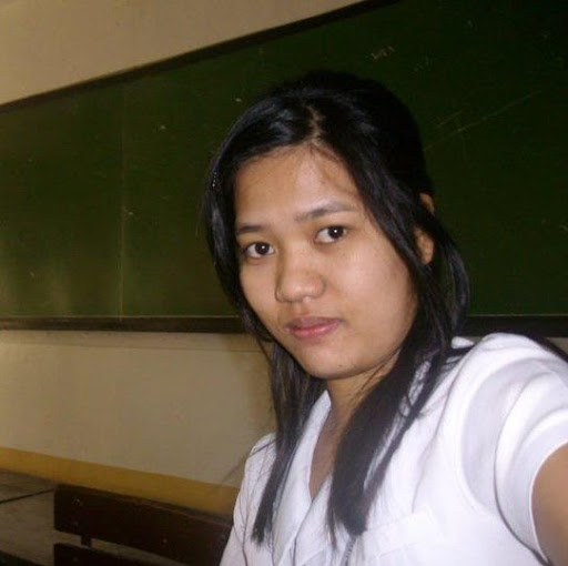 Michelle Reyes Photo 17