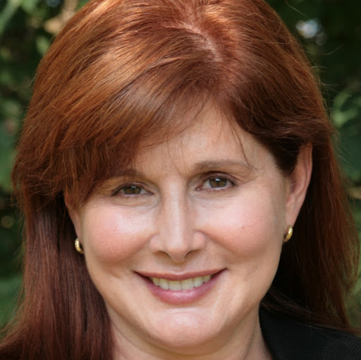 Lisa Newman Photo 20