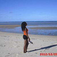 Janet Gloria Photo 7