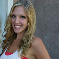 Courtney Roberts Photo 30