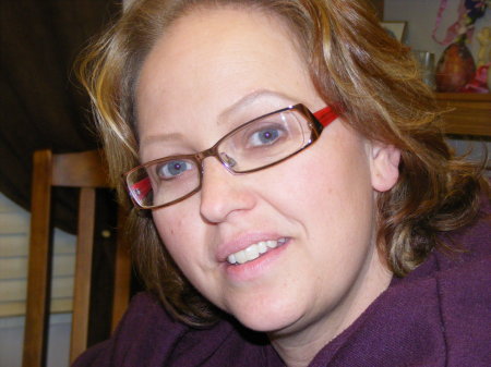 Anna Marshall Photo 19