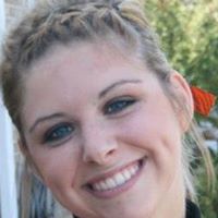Stephanie Moody Photo 40