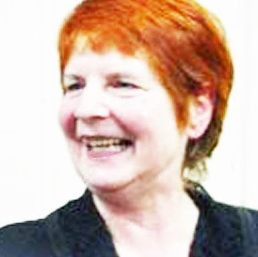 Elizabeth Ostrander Photo 27