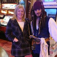 Denise Cross Photo 29