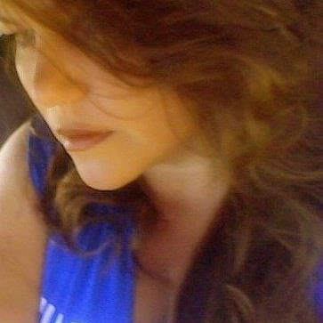 Michelle Wyatt Photo 24