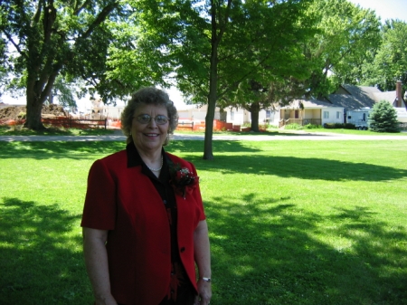 Sandra Hudson Photo 20