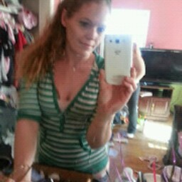 Holly Jenkins Photo 42