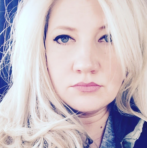 Heather Petersen Photo 37