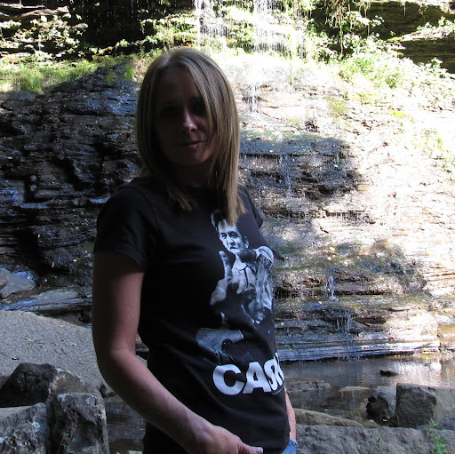 Linda Sperry Photo 28