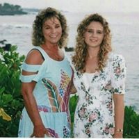 Deborah Covey Photo 19