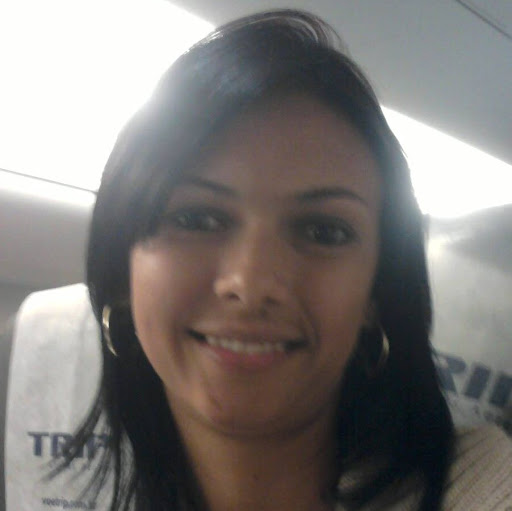 Arlene Almeida Photo 21