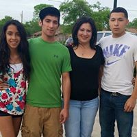 Rachel Garza Photo 7