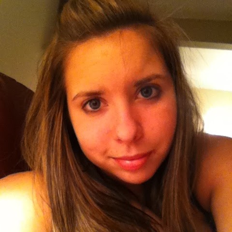 Marie Knight Photo 16