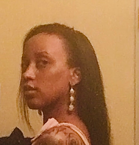 Simone Scott Photo 34