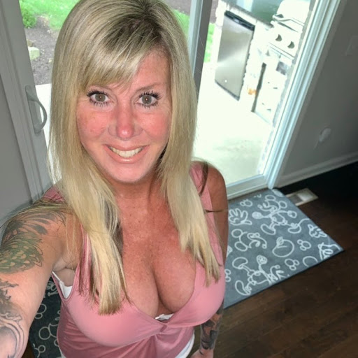 Amy Ashby Photo 35
