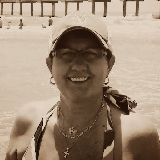 Erika Weber Photo 18