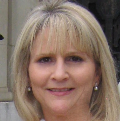 Susan Dickerson Photo 33