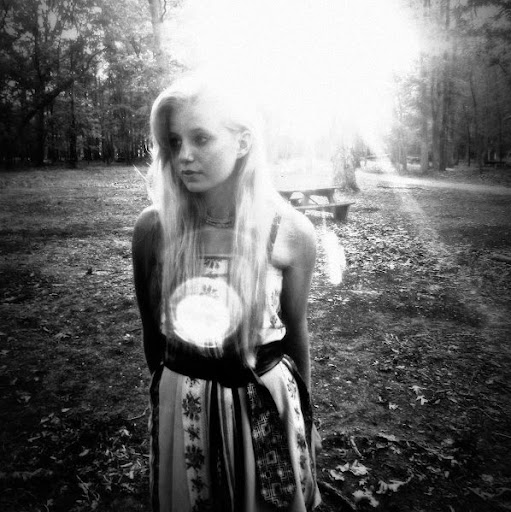 Erika Thompson Photo 22