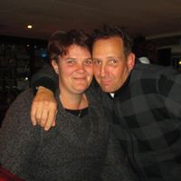 Joanne Taylor Photo 4