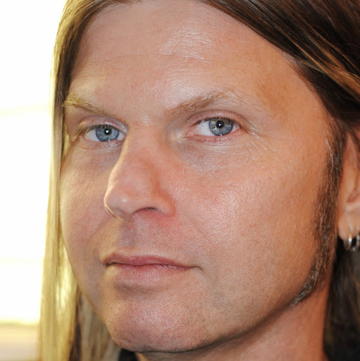 Timothy Curry Photo 10