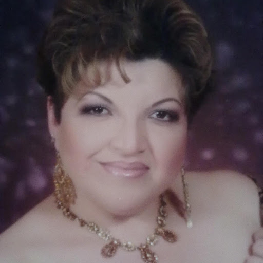 Berta Hernandez Photo 18