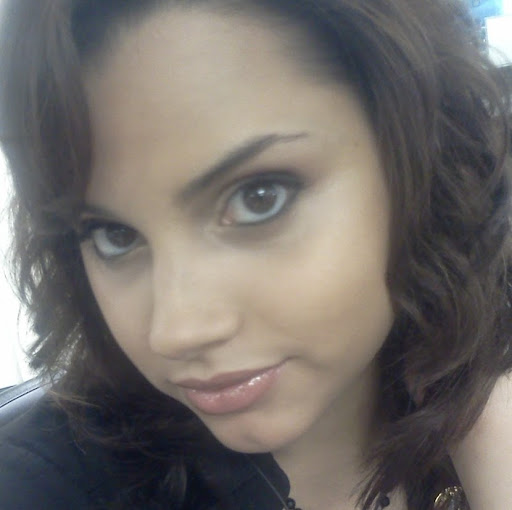 Victoria Suarez Photo 9