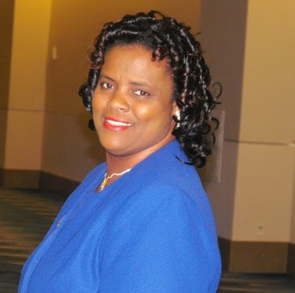 Gwendolyn Clark Photo 24