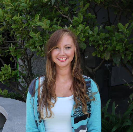 Candice Collins Photo 35