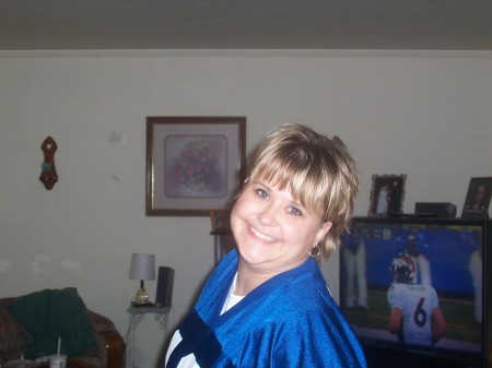 Stephanie Allen Photo 26