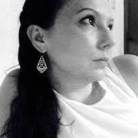 Alexandra Miller Photo 14