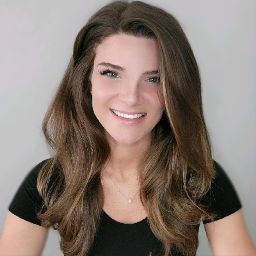 Lilly Cole Photo 24