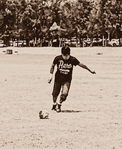Manuel Mora Photo 19