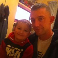 Johnny Vickers Photo 12