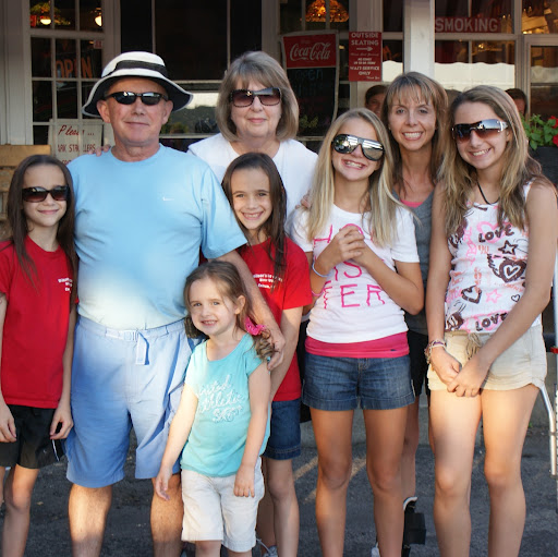 Melissa Hull Photo 49