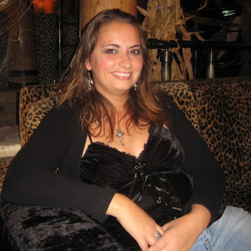 Cindy Lyle Photo 8