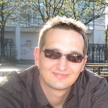 Robert Knott Photo 24