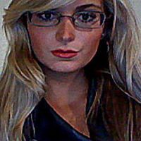 Julia Sawyer Photo 16