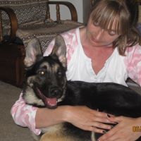 Laura Phipps Photo 26