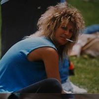 Julie Ley Photo 18