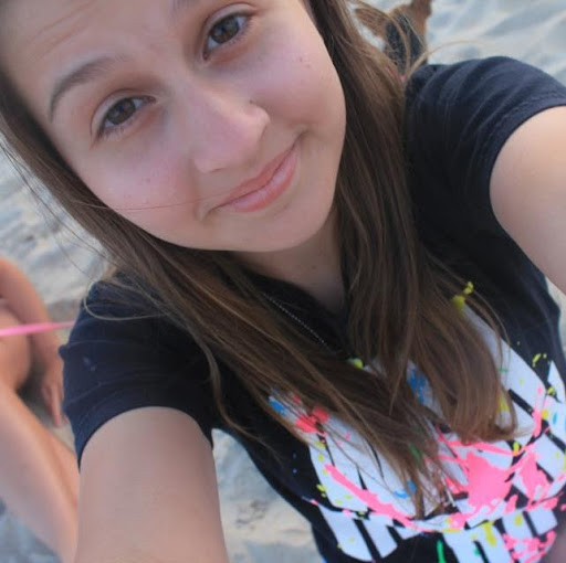 Andrea Hardwick Photo 22