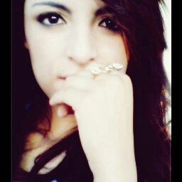 Anne Neves Photo 5