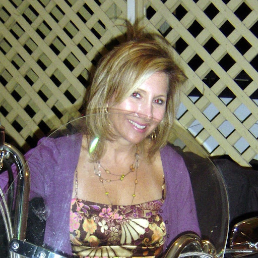 Kimberly Lynch Photo 27