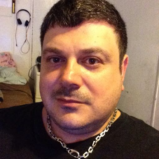 Gilbert Hernandez Photo 17