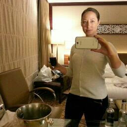 Anna Abraham Photo 10