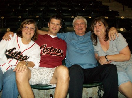 Lynda Butler Photo 31