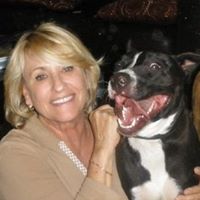 Julie Reilly Photo 45
