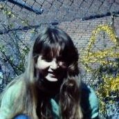Elizabeth Kays Photo 17